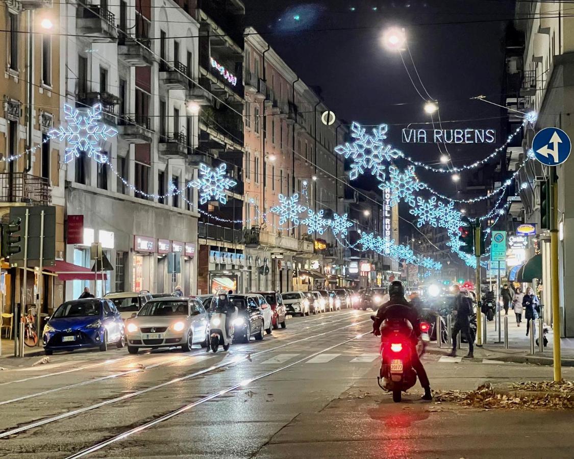 Luxury Downtown - Milan Mf Apartments Luaran gambar